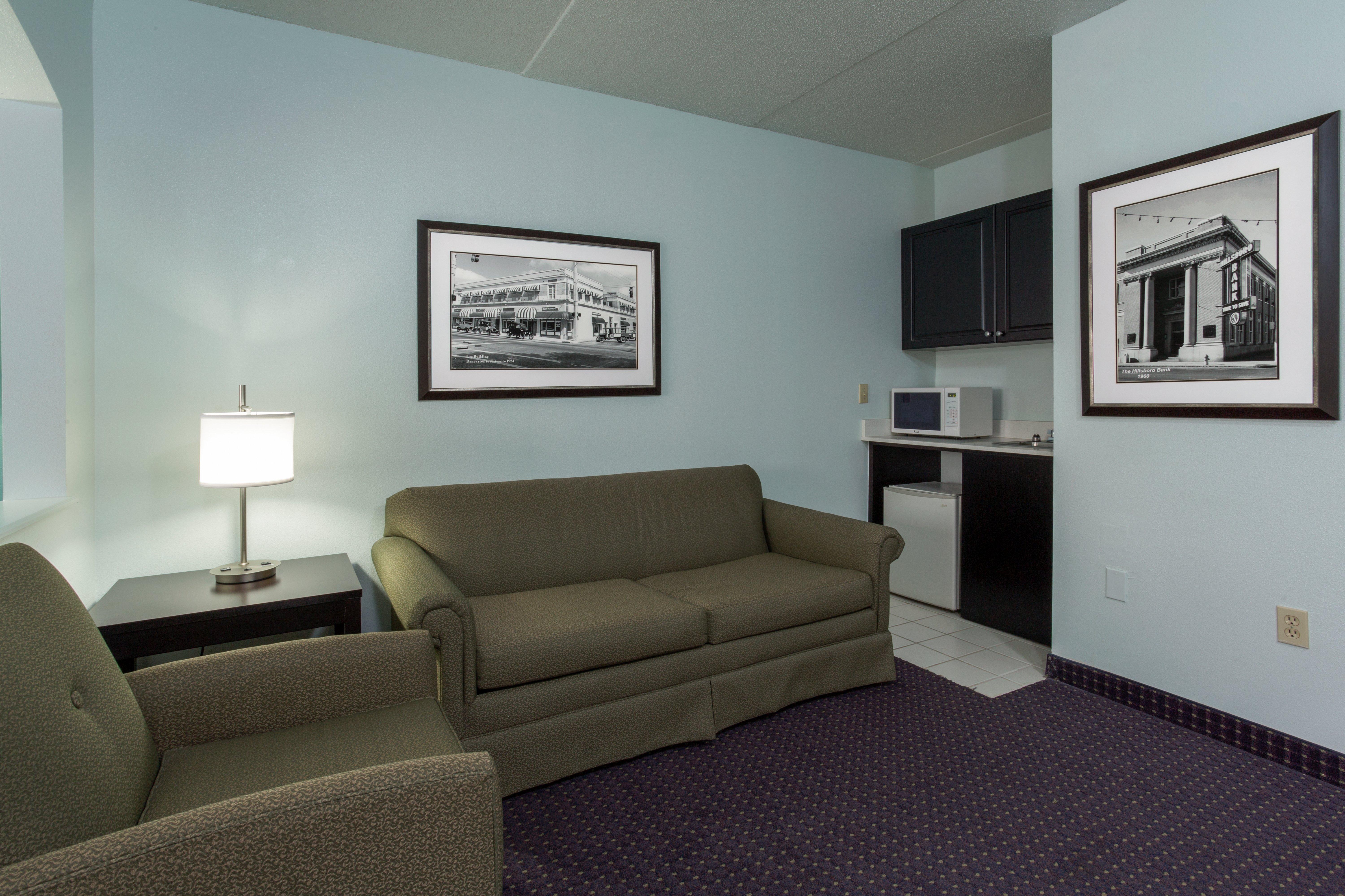 Holiday Inn Express & Suites Plant City, An Ihg Hotel Εξωτερικό φωτογραφία